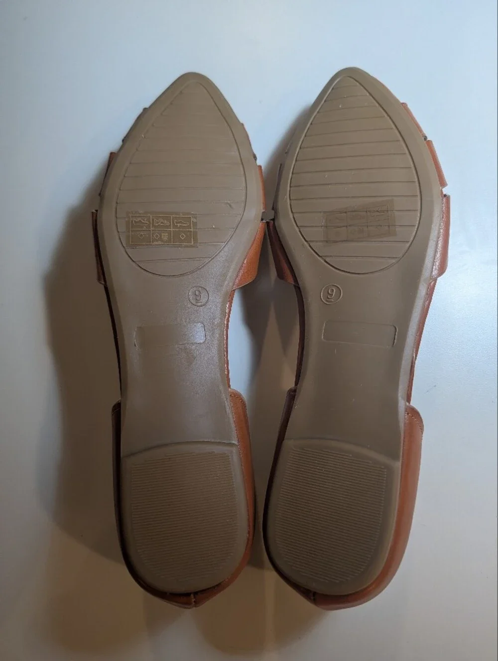 Journee Collection Women's Size 9 Tan Pointed Toe D'Orsay Flats